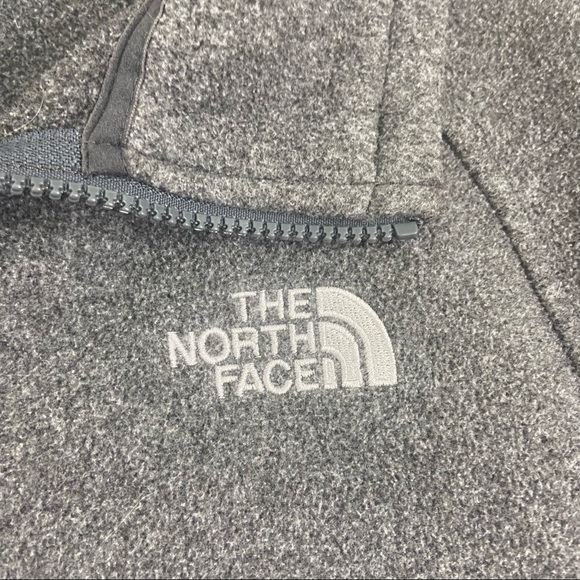 TNF the north face mens gray full zip jacket . Size Small - Picture 4 of 7